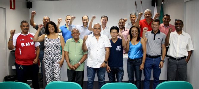 Sindluta empossa diretoria eleita para novo mandato e realiza prestação de contas Sindluta empossa diretoria eleita para novo mandato e realiza prestação de contas